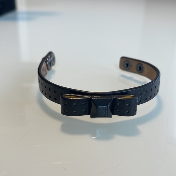 Juicy Couture All Leather 3 colour Bracelet Set - Picture 4 of 6